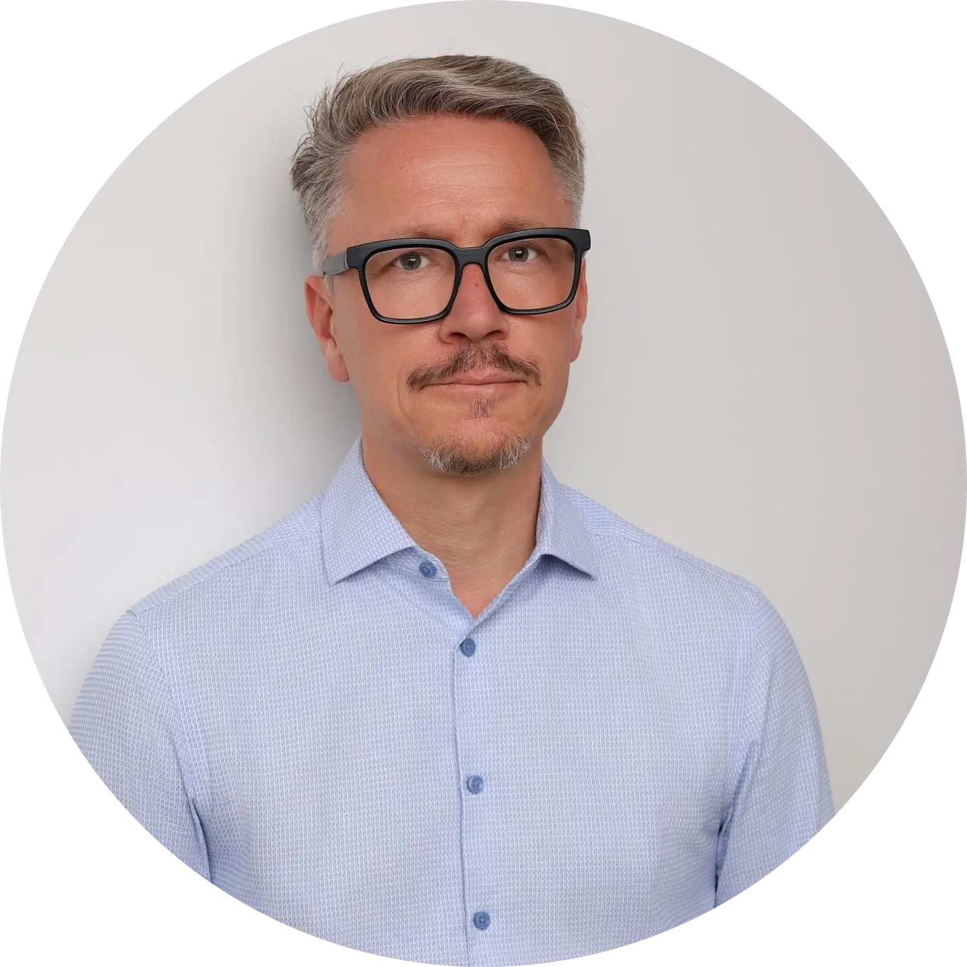Frank Bauerfeind, Geschäftsführer Frank Bauerfeind, Geschäftsführer
